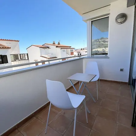 2-bedroom Brand New Steps From The *