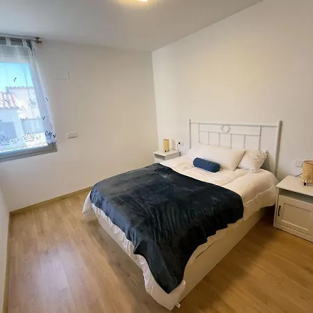 2-bedroom Brand New Steps From The Apartment